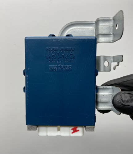 toyota runner power rear door window control   relay module