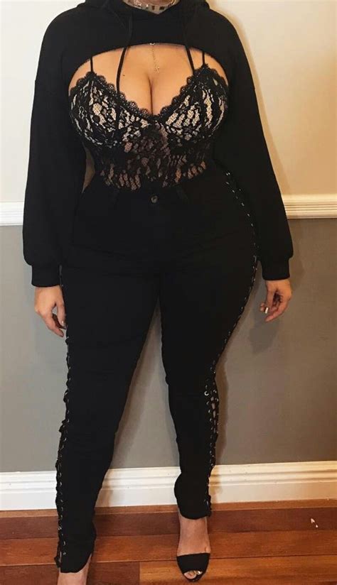 pin on curvy movement plussize