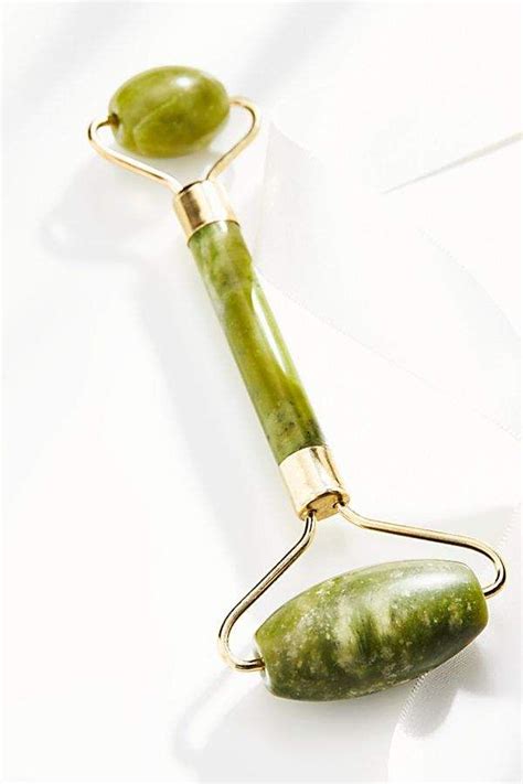 a jade roller offers cooling and calming benefits as well as increased