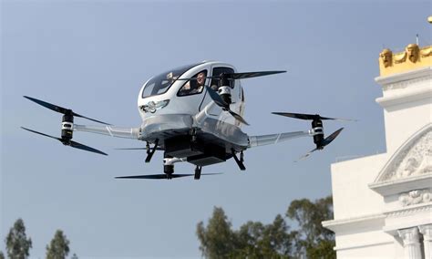 taxi drone le mode de transport du futur relativement proche ictio