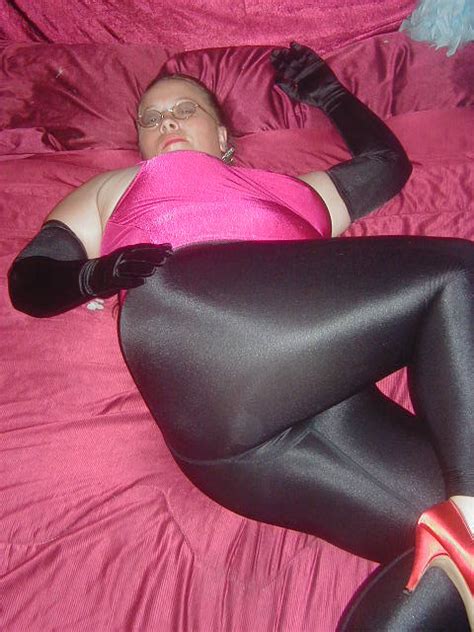 spandex05 in gallery chubby plumper spandex and lycra picture 1 uploaded by happyholger on