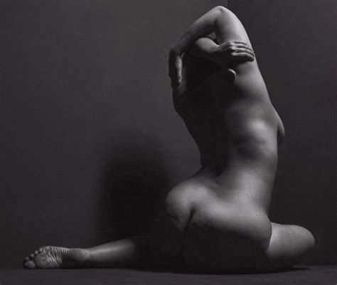 ashley graham nude photo shoot in v magazine 09 celebrity