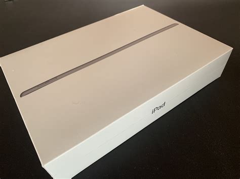ipad box apple