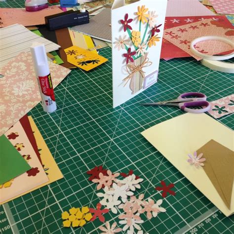 creative hub cardmaking  paper crafting day hrs
