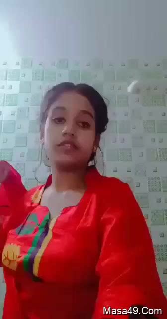 desi tamil girl showing her boobs and pussy on video call part 3