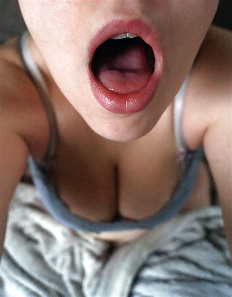 Mouth Open And Tongue Out Ready For Cum 50 Immagini