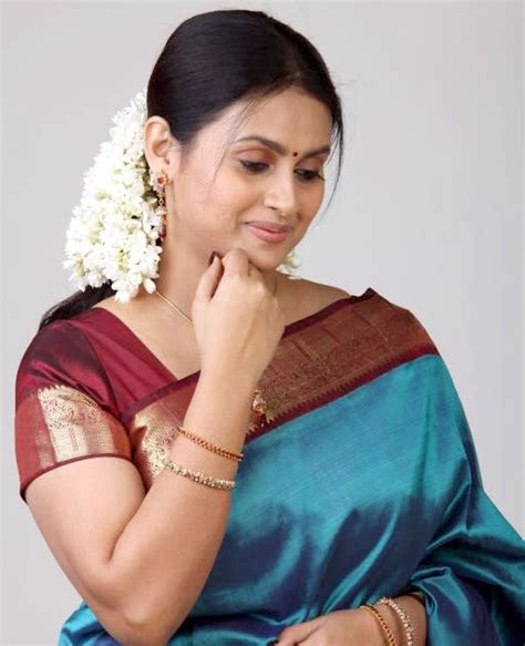 Sexy Indian Hot Kalyani Telugu Actress Hot Saree Stills