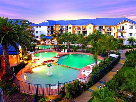 turtle beach  ultimate gold coast family holiday discover