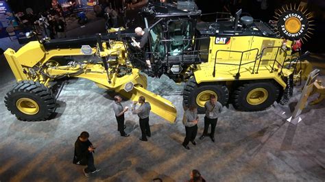 caterpillar   grader  minexpo  youtube