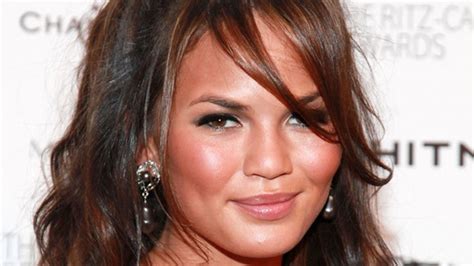 Shady Things About Chrissy Teigen Everyone Ignores