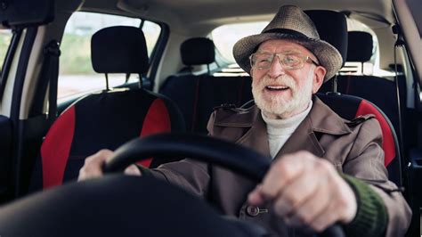 rijbewijskeuring voor senioren vanaf  jaar alles wat  moet weten