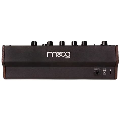 moog mother 32 tabletop semi modular synthesizer reverb