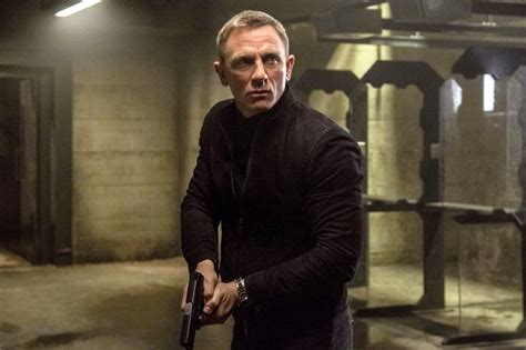 Daniel Craig Denies Signing On To New James Bond Film As Hes Still