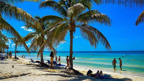 euforia en cuba la habana reabre sus playas  restaurantes mexico travel channel