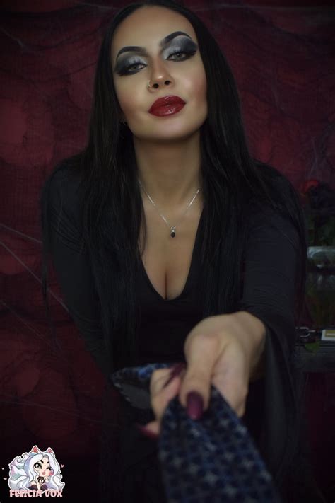 Morticia Addams Pov Cosplay [oc] R Gothsluts