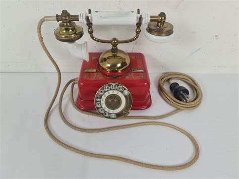 telefon mit waehlscheibe rot antik daenemark ab  kaufen