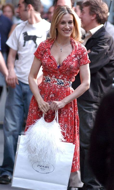 sex and the city carrie bradshaw s memorable fashion