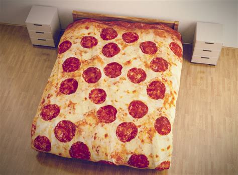 pizza and hamburger bedding the awesomer