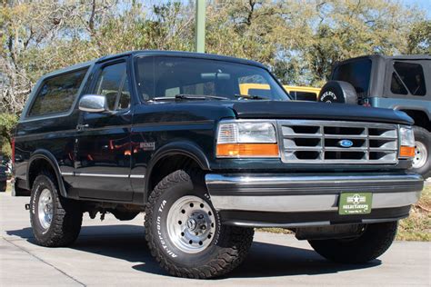 ford bronco xlt  sale  select jeeps  stock