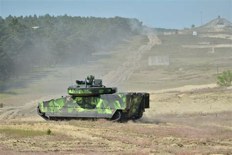 slovakia  procure bae systems cv mkiv infantry fighting vehicle