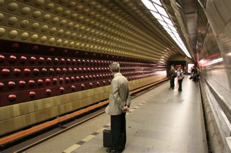 prague metro plans love carriage  lonely singles  czech