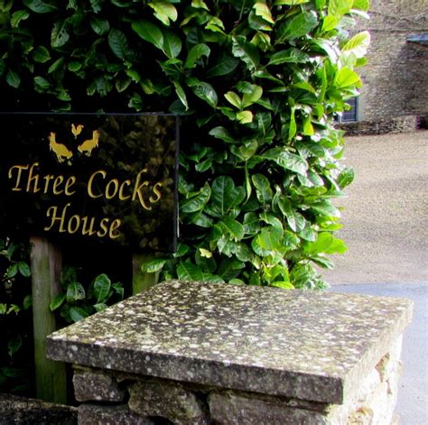 Three Cocks House Name Sign Tetbury © Jaggery Cc By Sa 2 0