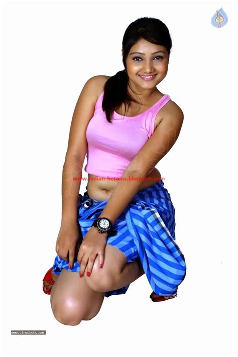 Telugu Tv Actress Priyanka Hot Navel And Boobs Showing