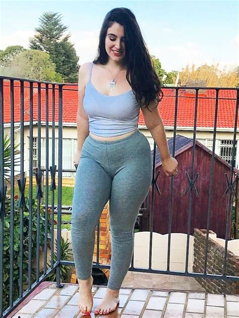 hip dips everything you should know about the viral trend hips dips white girls fashion