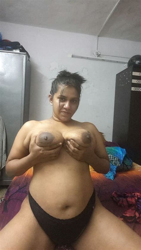 bangla desi ferdousy shoma bhabhi selfe pic for husband