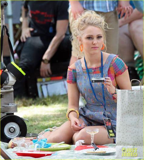 annasophia robb and lindsey gort carrie and samantha picnic photo