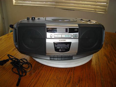 Es225 Stereo Boombox Am Fm Radio Cd Player Cassette