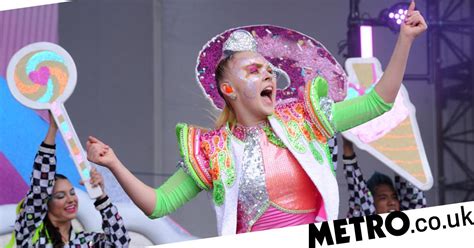 Youtuber Jojo Siwa Adds Extra Dates To Uk And Ireland D R E A M Tour