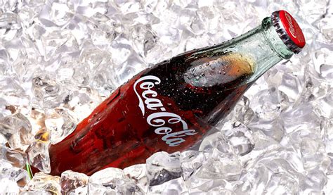 los 100 años de la botella de coca cola