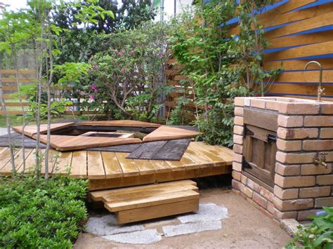 wooden garden projects    building