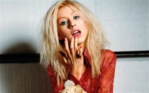 Christina Aguilera Singer Woman Beauty Beautiful