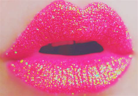 isabellesterner glitter lips pink lips hot pink lips