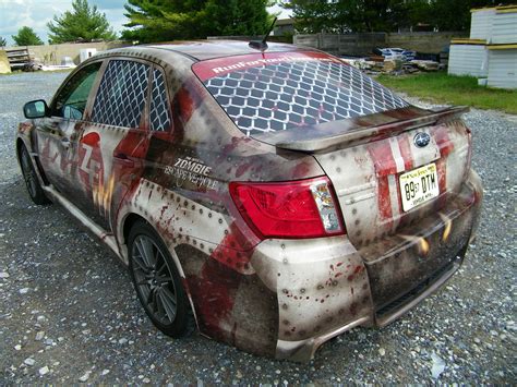 zombie escape vehicle wrap  run   lives  obstacle