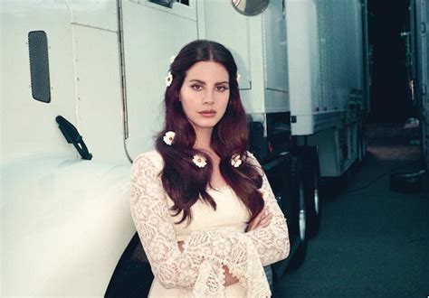 Listen Lana Del Reys New Songs Groupie Love And Summer Bummer