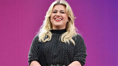 Kelly Clarkson Proudly Revealed How Often She And Her Husband Have Sex