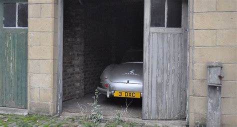 amazing barn find 300sl roadster to feature in coys