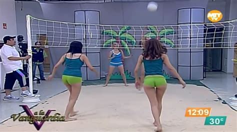 Yanet Garcia In Mini Shorts Hot Weather Girl Returns Video