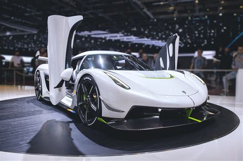 supercar  hypercar whats  difference