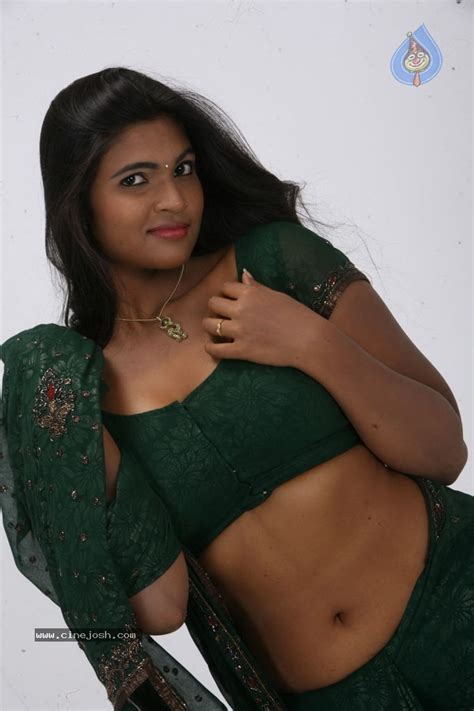 navel thoppul low hip show in saree page 87 xossip