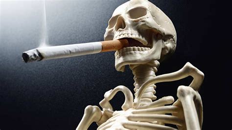 2 scary commercials about quitting smoking really only
