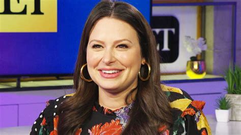 ‘scandal Star Katie Lowes Shares Behind The Scenes Look At New Cbs
