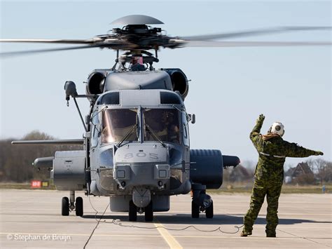 royal canadian air force ch  cyclone helicopter  rare visit  dutch air base