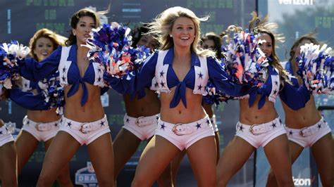 college football cheerleaders nude check these hot
