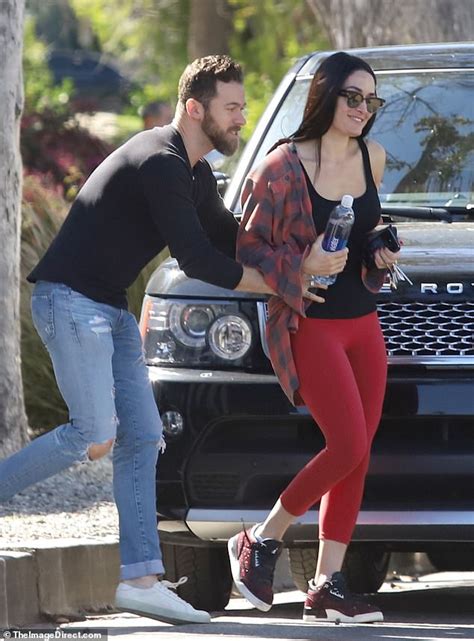 Nikki Bella And Artem Chigvintsev Can T Keep Their Hands Off Each Other
