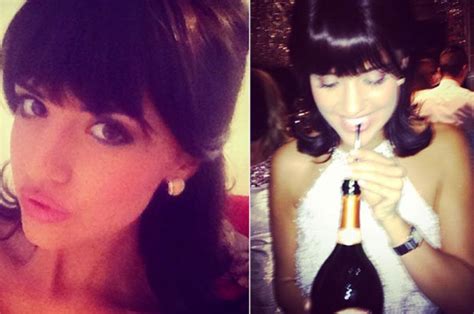 Towie S Lucy Mecklenburgh Shows Off New Fringe Before Sipping Plenty Of