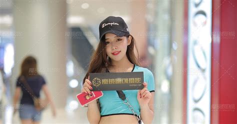 hot skinny pants cute chinese girl with confidence